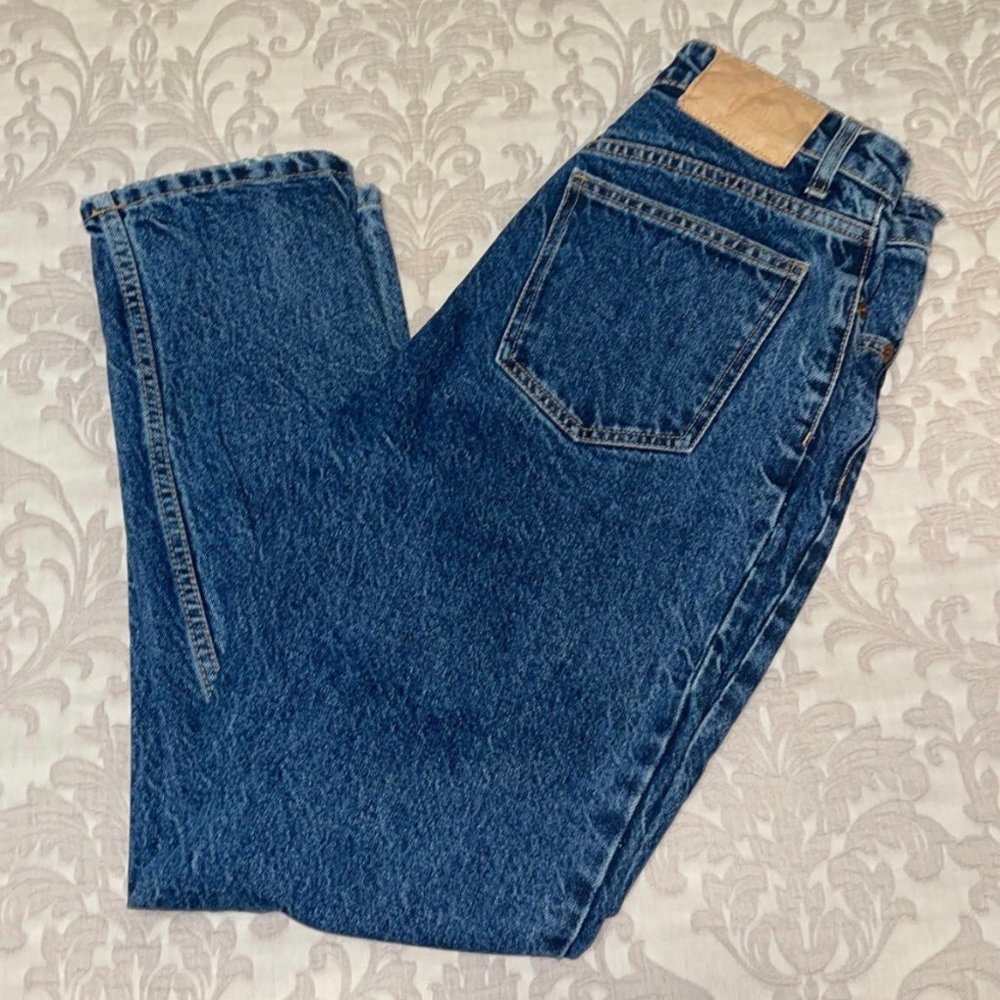 ZARA Dark Wash Straight Leg Mom Jeans Size 4/27